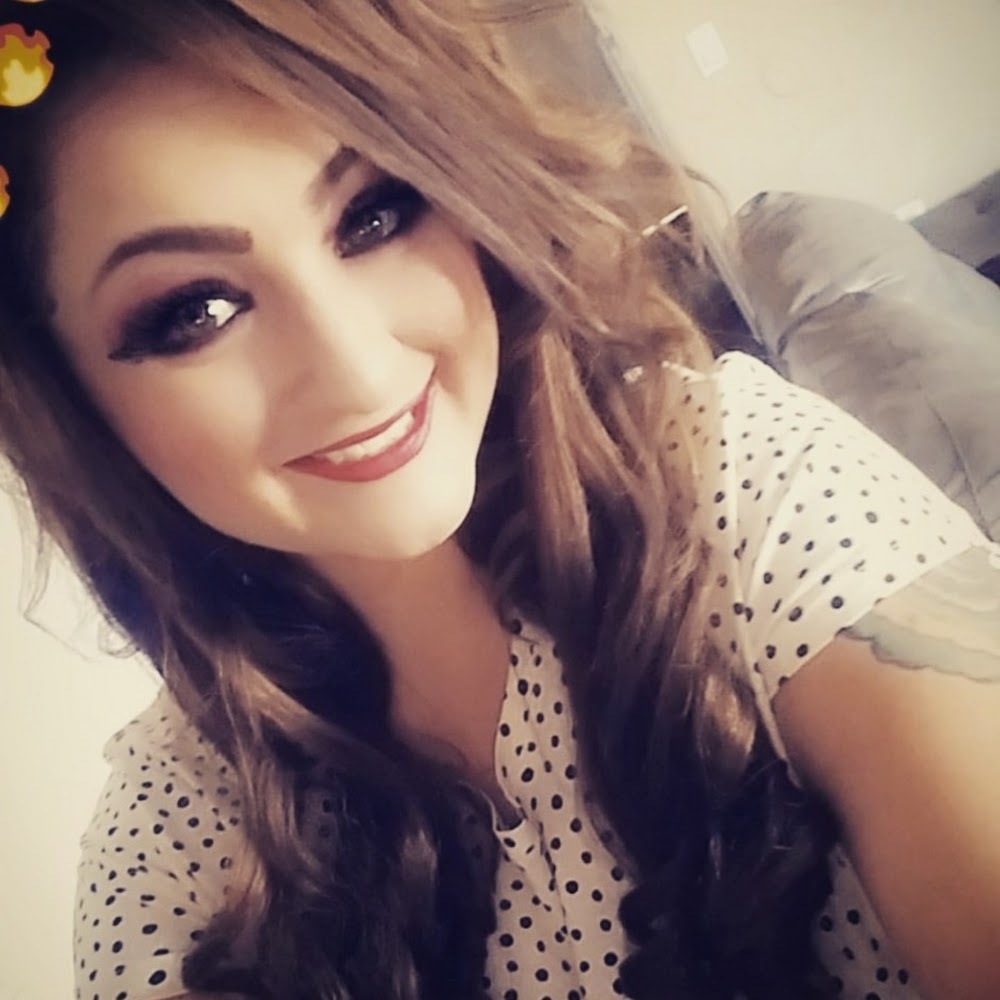 Meet your Posher, Brianna